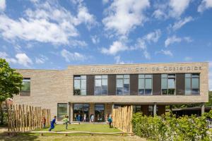 Duurzaam en natuurinclusief kindcentrum aan Oosterplas in ’s-Hertogenbosch